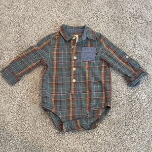 Plaid Long-Sleeve Baby One-Piece Bodysuit in Green